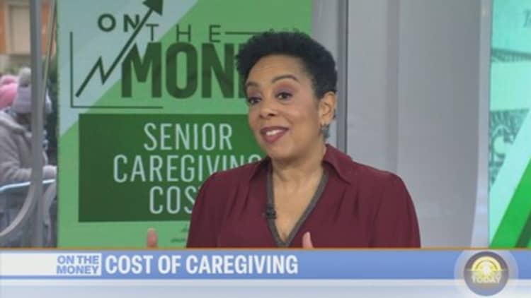 5 Caregiving Periods to Access Essential Services and Reduce Expenses for Aging Parents